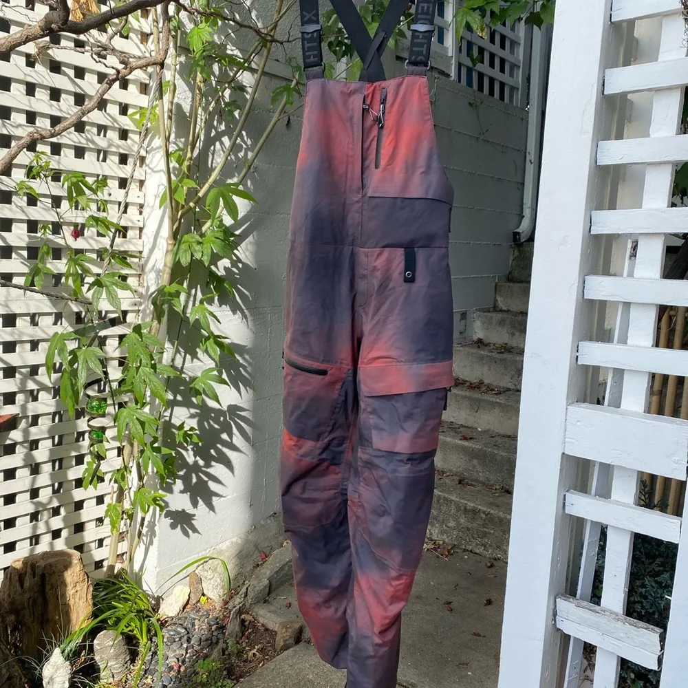 Women’s medium 686 snow bib pants - Picture 2 of 7